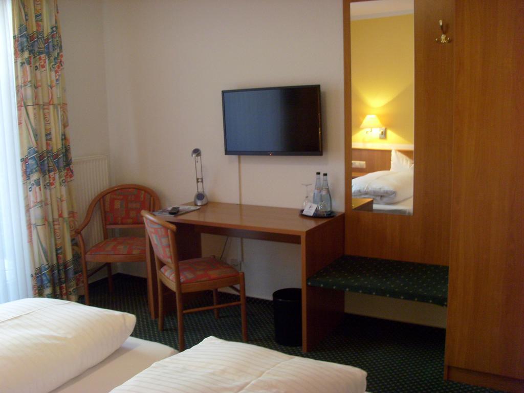 Hotel & Restaurant Engel Herbertingen Room photo