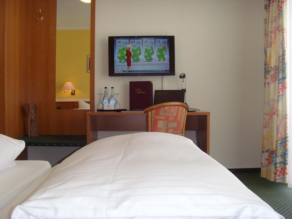 Hotel & Restaurant Engel Herbertingen Room photo